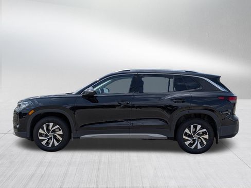 Certified 2026 Volkswagen Tiguan S AWD/4WD image 4