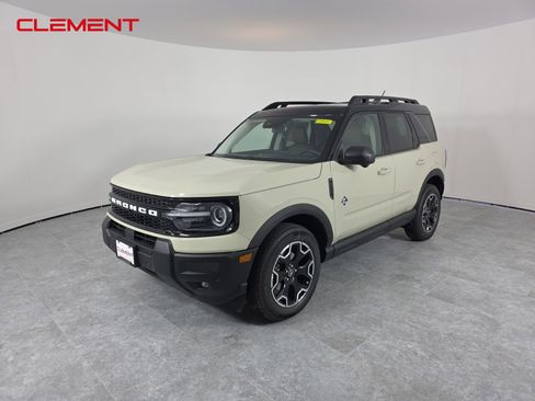 New 2025 Ford Bronco Sport Outer Banks w/ Outer Banks Tech Package+ image 1