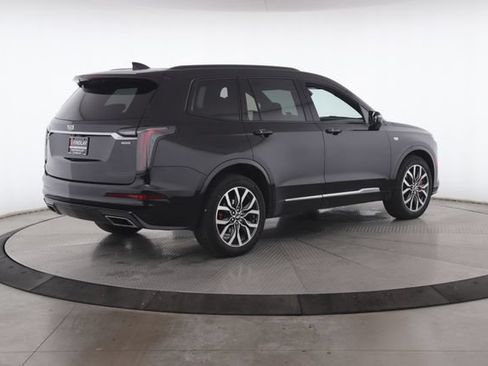 Used 2024 Cadillac XT6 Sport AWD/4WD image 10