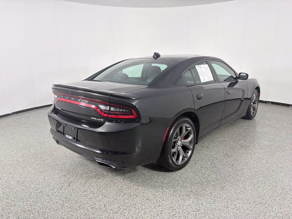 Used 2015 Dodge Charger SXT w/ Plus Group RWD image 6