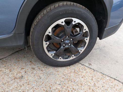 Used 2021 Subaru Crosstrek 2.0i image 7