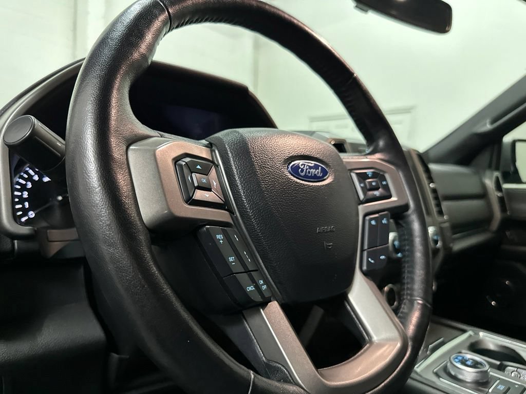 Used 2021 Ford Expedition XLT RWD image 28