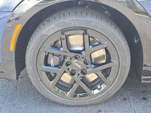 New 2026 MINI Cooper S image 9