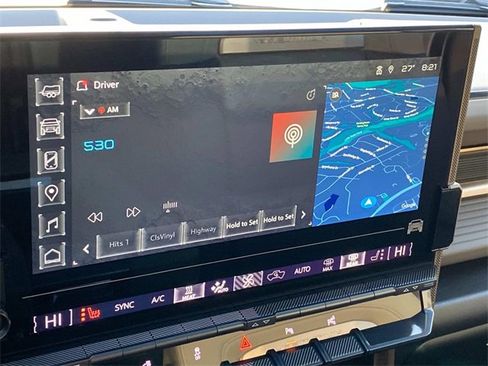 Used 2024 GMC Hummer EV 3X w/ LPO, Illumination Package image 24