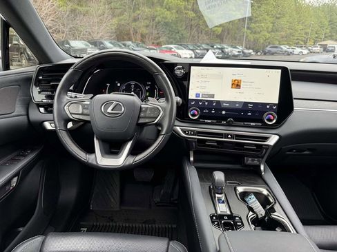 Used 2024 Lexus RX 450h AWD w/ Luxury Package image 8