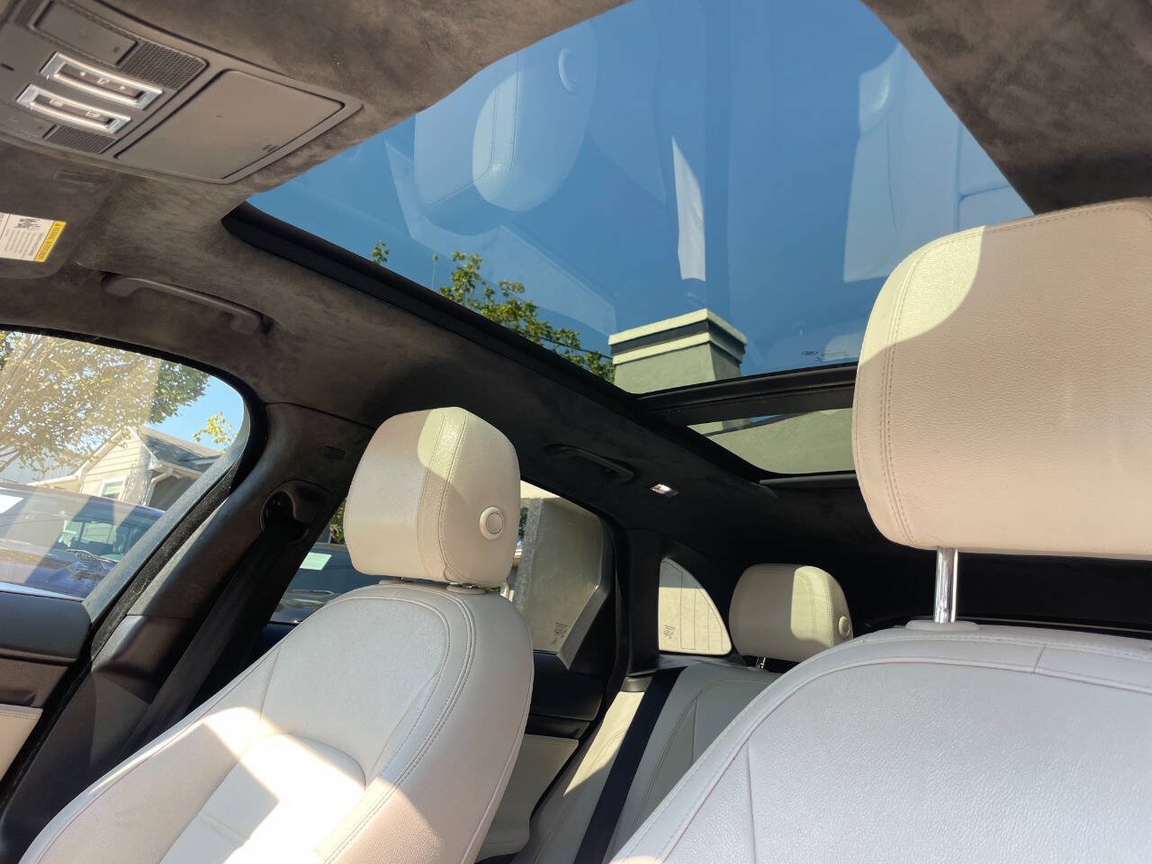 Used 2019 Jaguar F-PACE Prestige AWD/4WD image 15