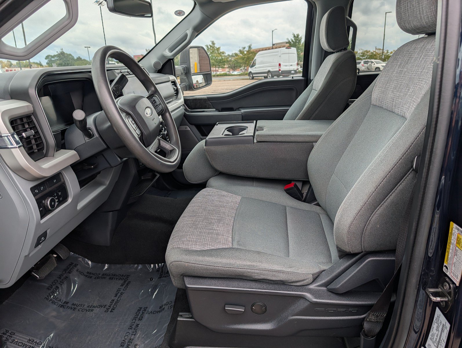 Used 2023 Ford F250 XLT w/ XLT Premium Package AWD/4WD image 12
