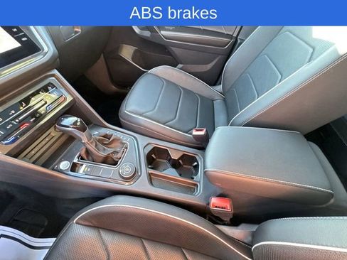 Used 2023 Volkswagen Tiguan SEL R-Line image 25