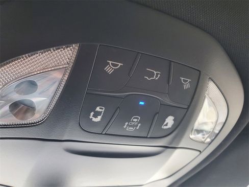 Used 2019 Chrysler Pacifica Touring Plus w/ S Appearance Package image 25