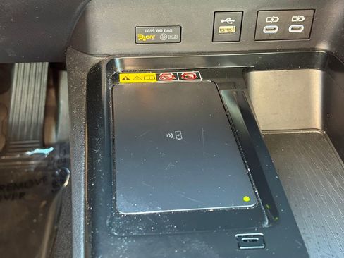 Certified 2025 Toyota Camry LE image 28