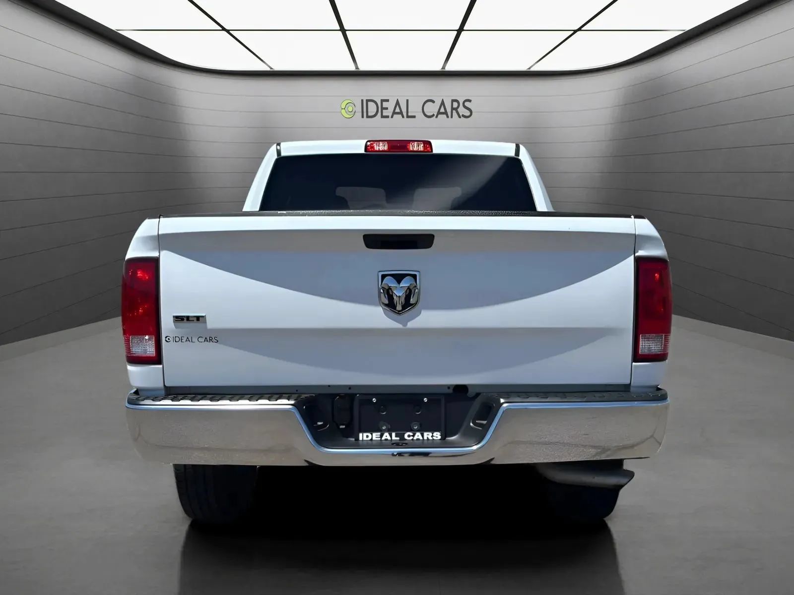 Used 2021 RAM 1500 Classic SLT RWD image 10