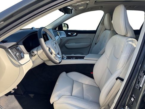 New 2026 Volvo XC60 T8 Ultra w/ Protection Package Premier AWD/4WD image 10