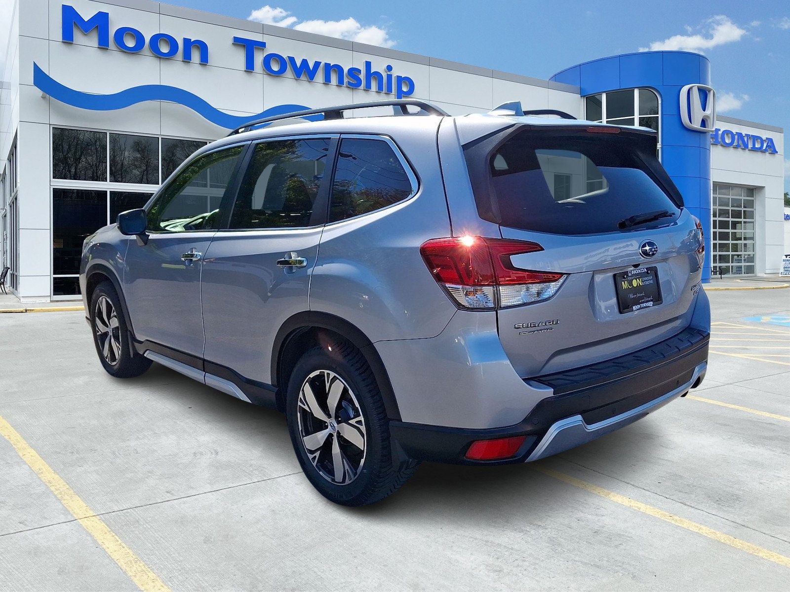 Used 2019 Subaru Forester Touring AWD/4WD image 4