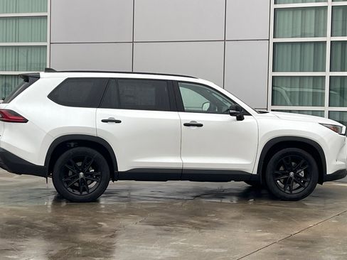 New 2026 Toyota Grand Highlander AWD Hybrid image 3