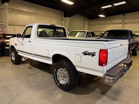 Used 1997 Ford F250 4x4 Regular Cab Heavy Duty image 4