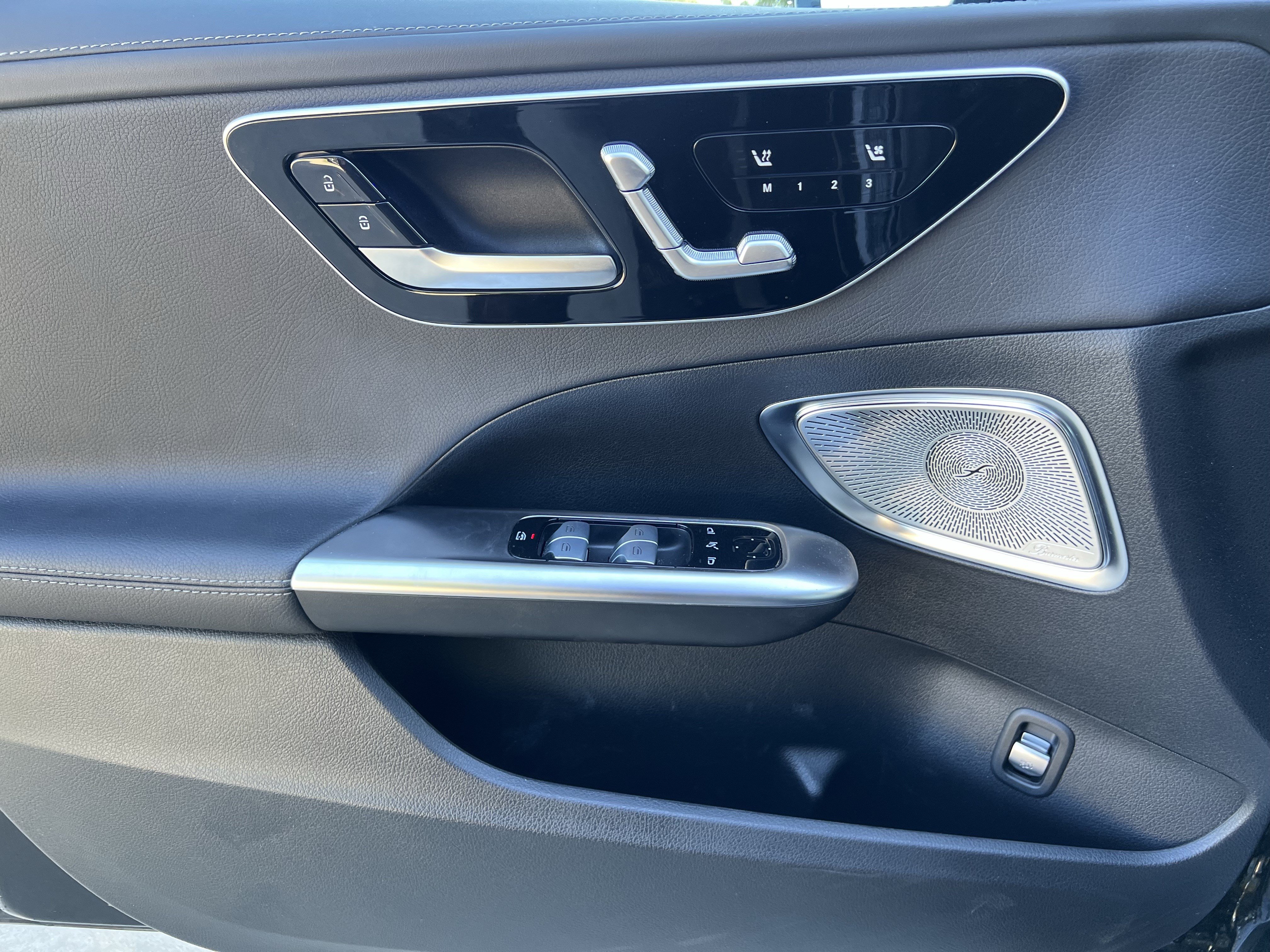 Used 2024 Mercedes-Benz C 300 4MATIC Sedan image 14