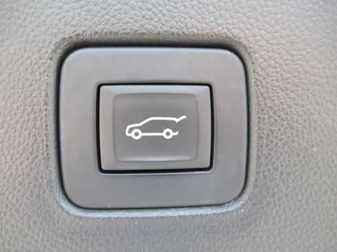 Used 2024 Buick Envista Avenir FWD image 36