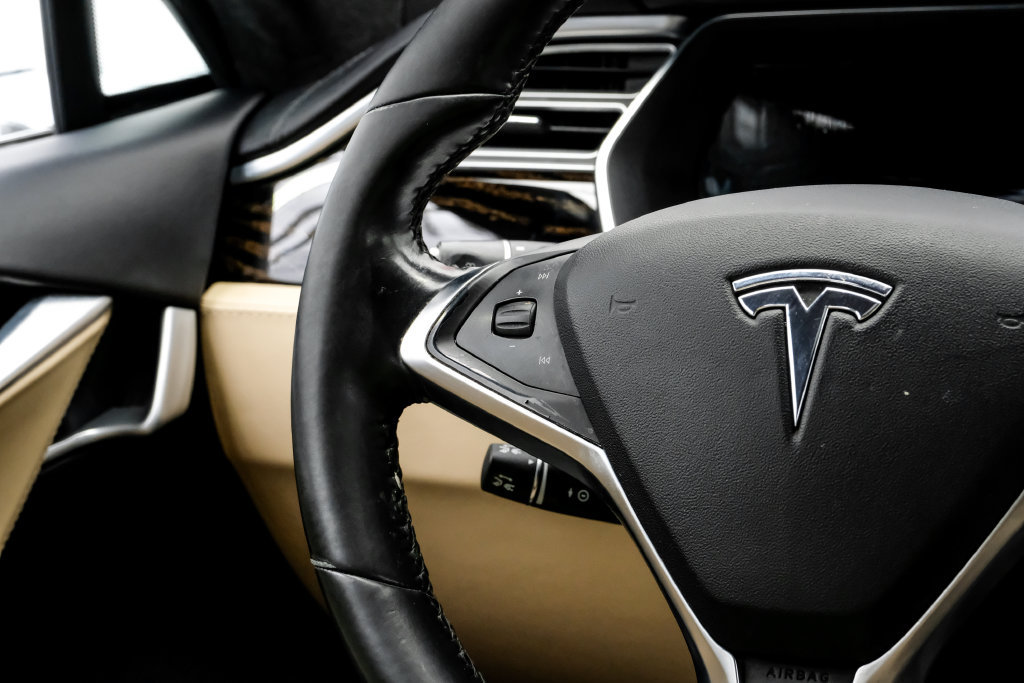 Used 2016 Tesla Model S 75 RWD image 18
