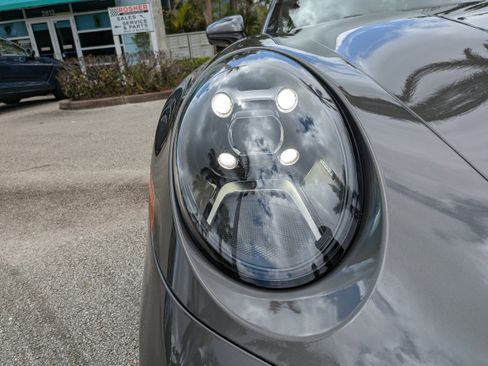 Used 2020 Porsche 911 Carrera S RWD image 9