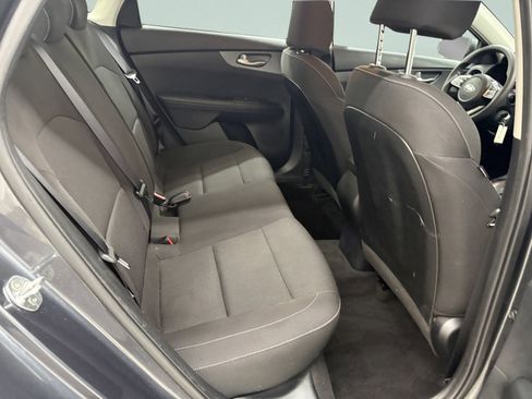 Used 2020 Kia Forte LXS FWD image 21