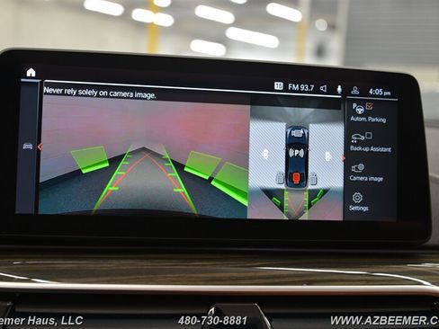 Used 2022 BMW M550i xDrive w/ Executive Package image 32