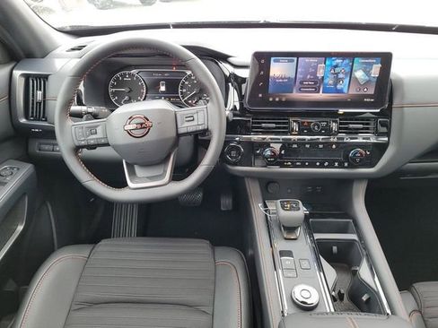 New 2026 Nissan Pathfinder Rock Creek AWD/4WD image 12
