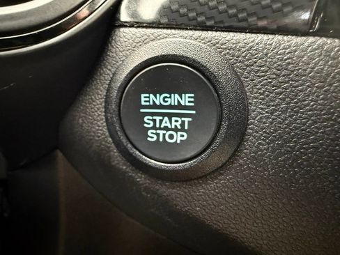 Used 2025 Ford Escape ST-Line Select AWD/4WD image 42