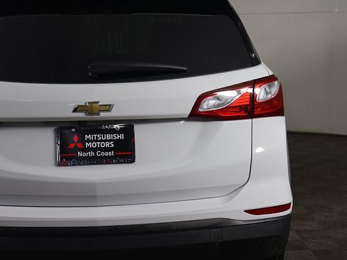 Used 2021 Chevrolet Equinox LS w/ LS Convenience Package image 13