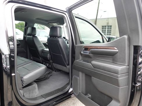 Used 2024 GMC Sierra 1500 Elevation image 21