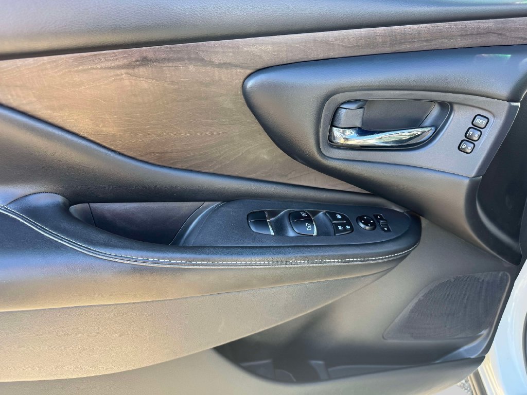 Used 2019 Nissan Murano Platinum AWD/4WD image 15
