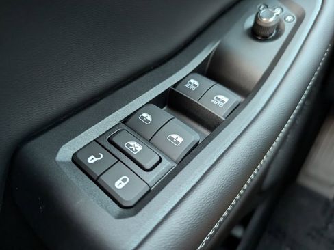 New 2025 Jeep Grand Cherokee Limited image 35