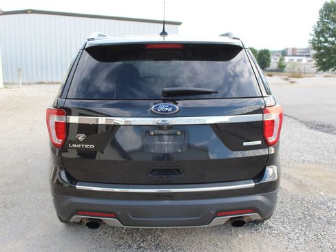 Used 2019 Ford Explorer Limited FWD image 5