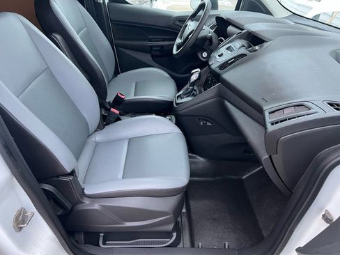 Used 2016 Ford Transit Connect XL image 10