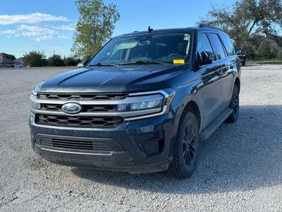 Used 2024 Ford Expedition XLT
