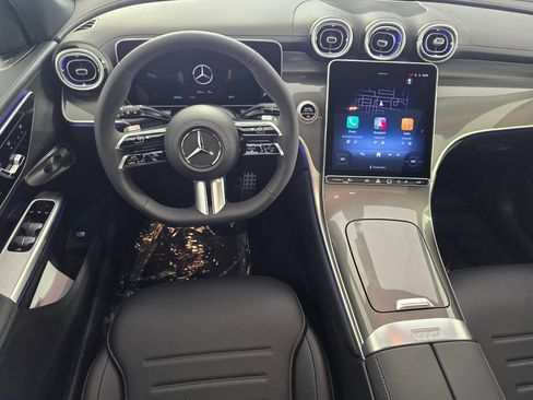 New 2026 Mercedes-Benz GLC 300 4MATIC image 9