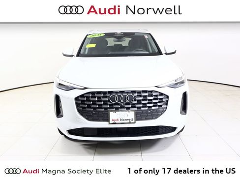 Used 2025 Audi Q5 Premium Plus w/ Premium Plus AWD/4WD image 11