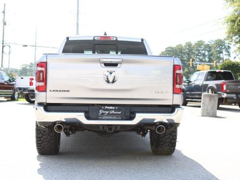 Used 2021 RAM 1500 Laramie AWD/4WD image 6