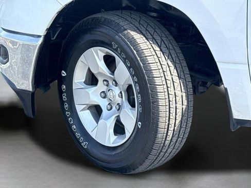 Used 2022 RAM 1500 Big Horn RWD image 46