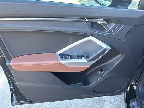 Used 2020 Audi Q3 2.0T Premium w/ Convenience Package image 12