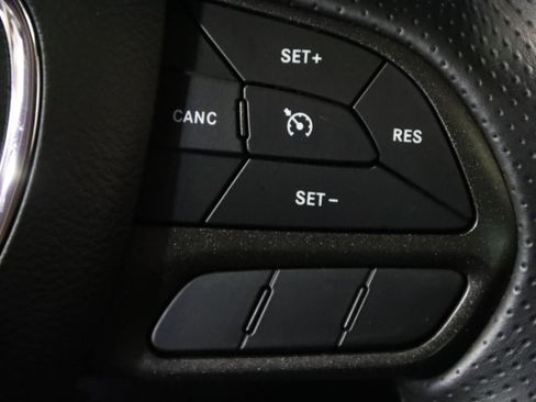 Used 2022 Dodge Charger Scat Pack RWD image 17