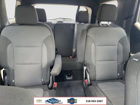 Used 2023 Chevrolet Traverse LT w/ LPO, Floor Liner Package AWD/4WD image 17