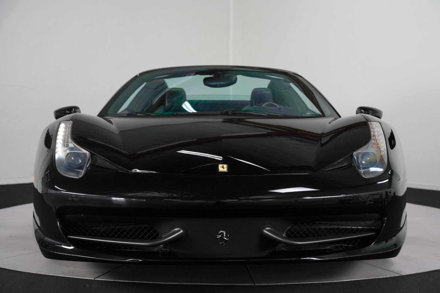Used 2013 Ferrari 458 Spider RWD image 15
