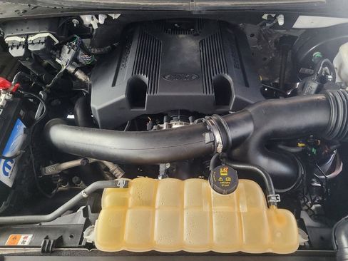 Used 2018 Ford F150 XLT image 30