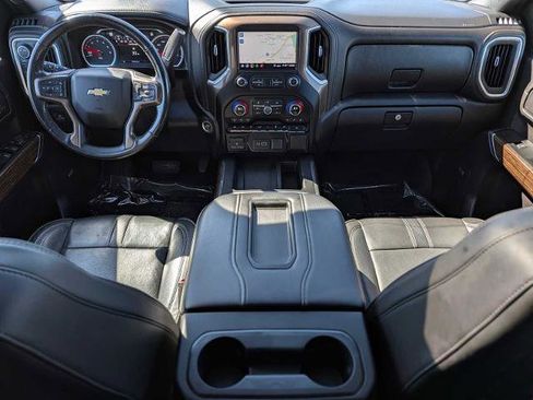 Used 2020 Chevrolet Silverado 1500 High Country w/ Technology Package image 25