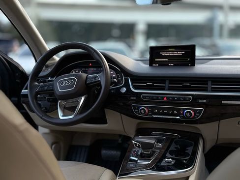 Used 2019 Audi Q7 3.0T Premium Plus image 18