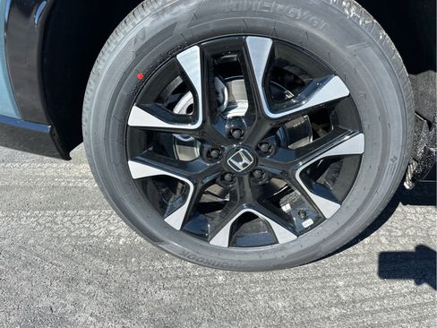 New 2026 Honda HR-V EX-L image 9