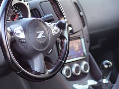 Used 2010 Nissan 370Z NISMO RWD image 16