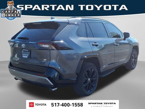 Used 2025 Toyota RAV4 SE w/ Weather Package AWD/4WD image 7