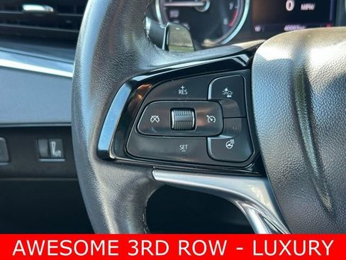 Used 2023 Buick Enclave Essence image 22