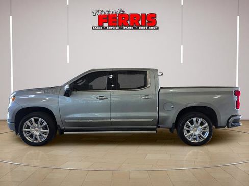 Used 2024 Chevrolet Silverado 1500 High Country w/ High Country Premium Package AWD/4WD image 8